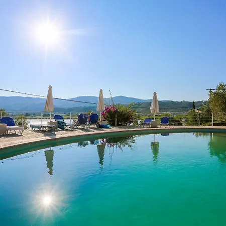 Ariadni Hotel 3*