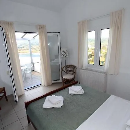 Ariadni Hotel 3*
