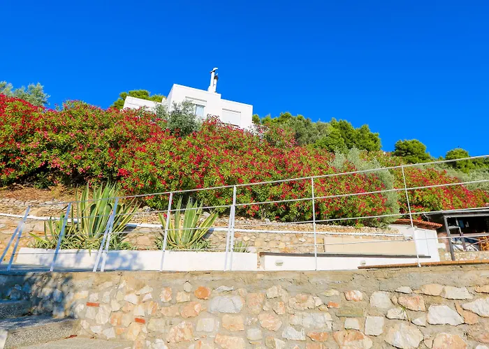 Ariadni Hotel Ksanemos