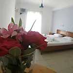 Hotel Ariadni 3*
