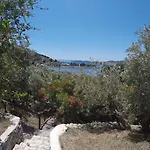 Ariadni 3*