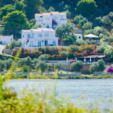 Ariadni 3*