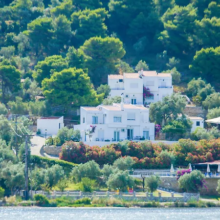 Hotel Ariadni 3*