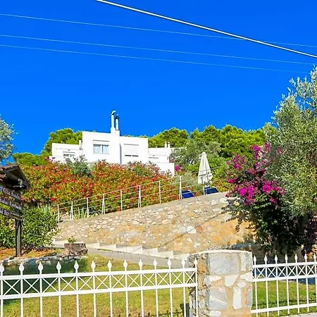 Ariadni Hotel