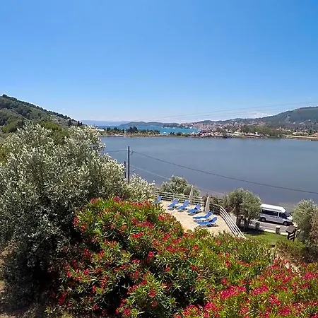 Hotel Ariadni 3*