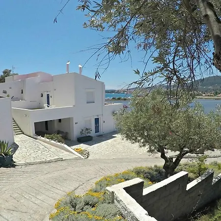 Ariadni Hotel 3*