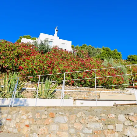 Ariadni Hotell Ksanemos